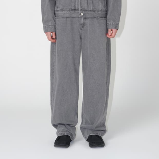 밀로 리플렉트 커브드 팬츠 그레이