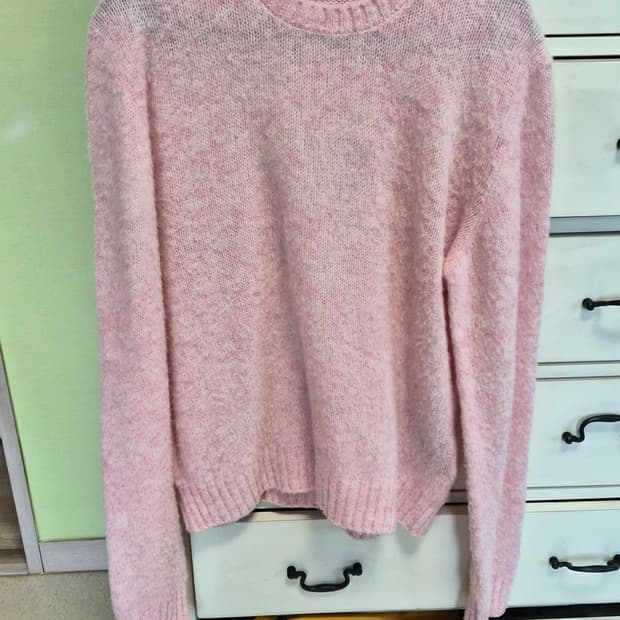 24ss)프라다 쉐기독 컬렉션 니트