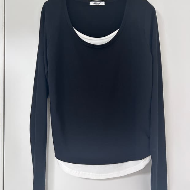 라이크더모스트_슬림 사이드 오프 레이어드 티셔츠