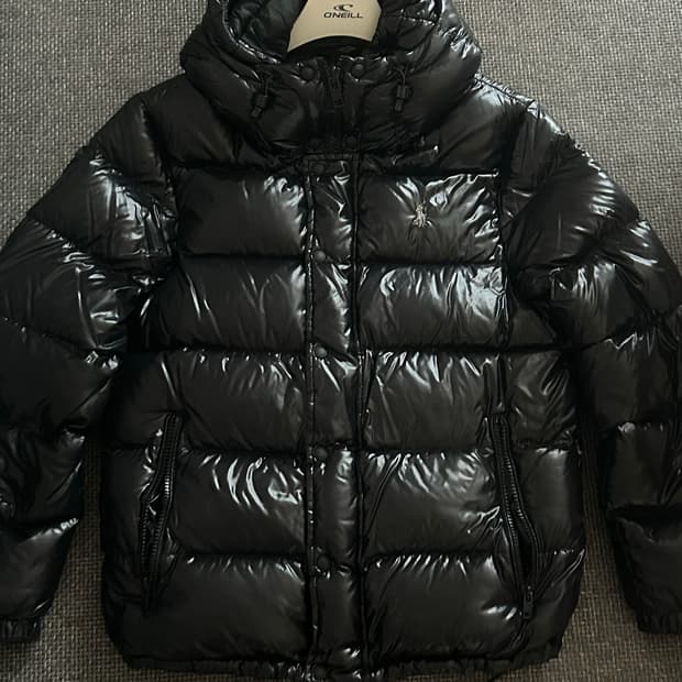 폴로 유광패딩 M