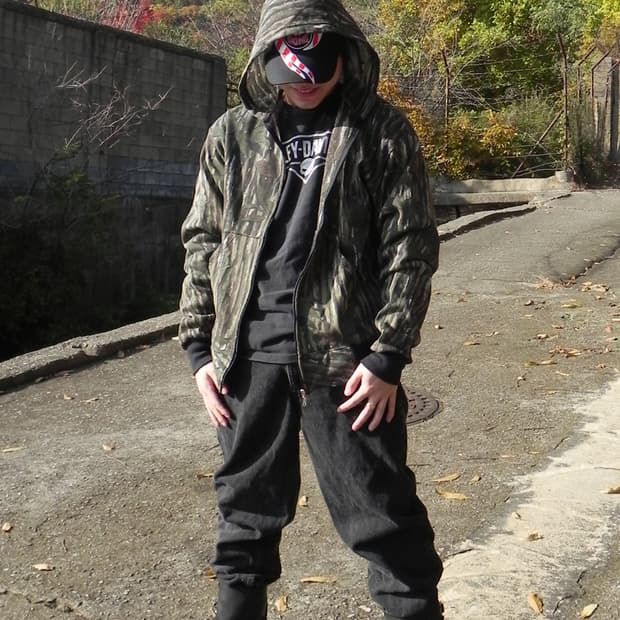 90's Thin Realtree jacket

-Made In usa
