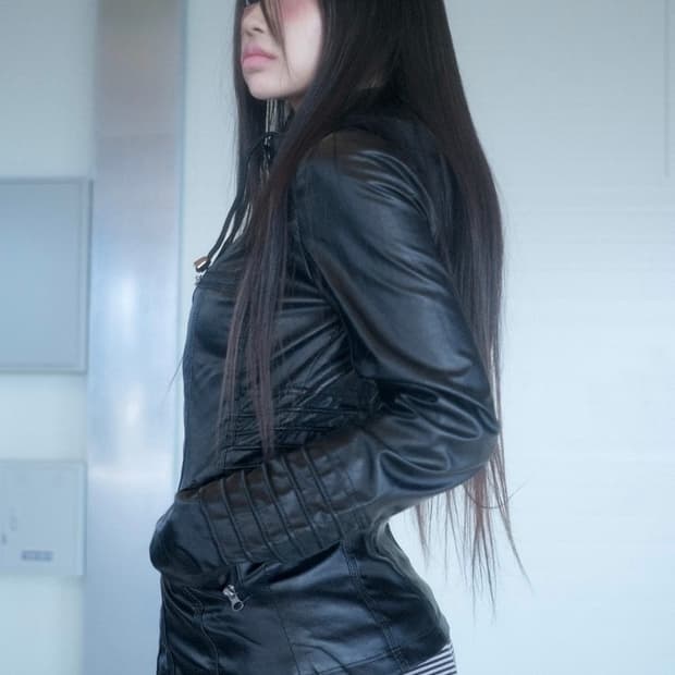 스윔시티 나디아 후디 레더 자켓