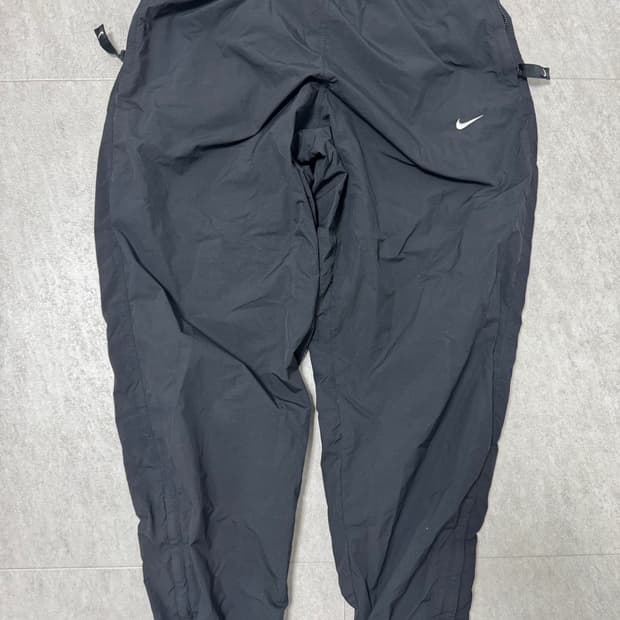 나이키NRG 솔로스우시 트랙팬츠 M 블랙