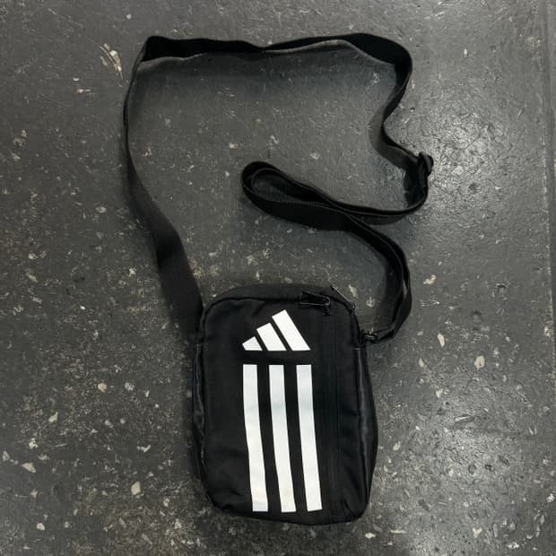 아디다스 크로스백