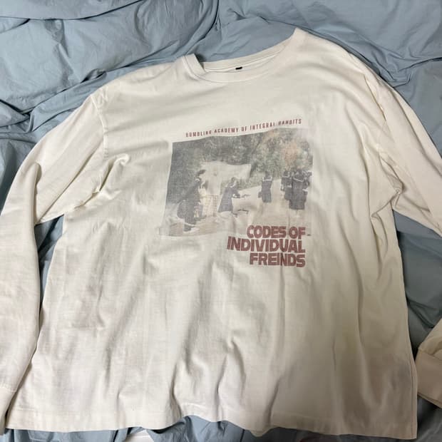 폴리테루 프렌즈 롱슬리브 4