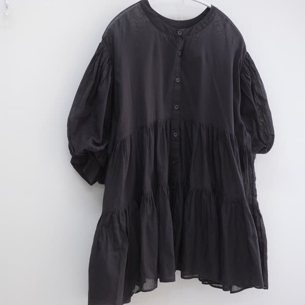 Classical ELF kangkang Puff Blouse