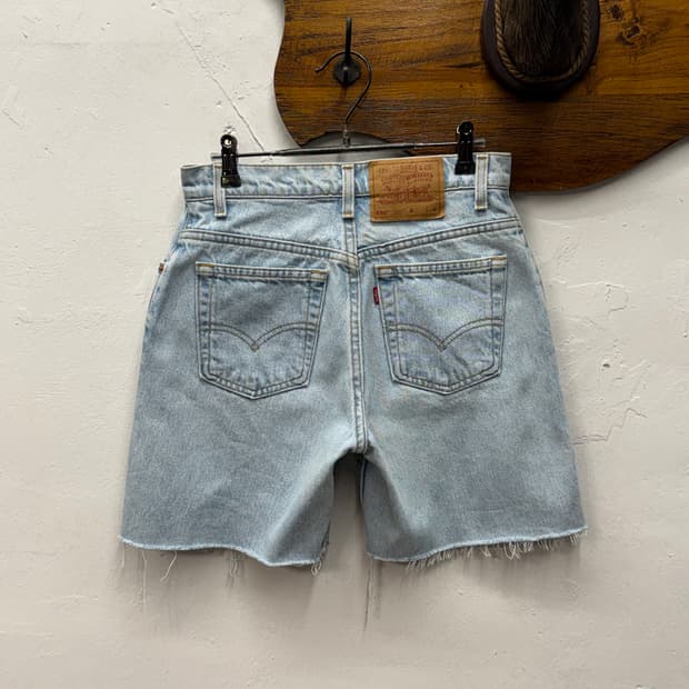90s USA Levi's 550 Relaxed Denim Shorts