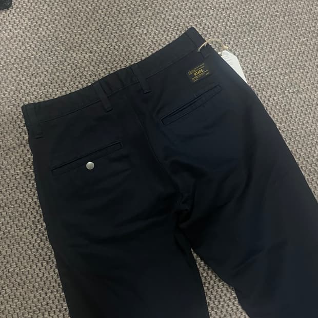 더블탭스 치노