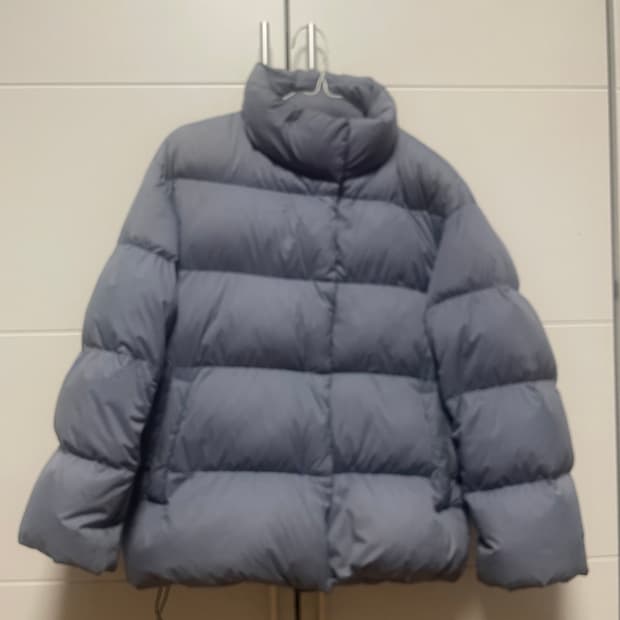 유니클로 울트라 라이트 다운 패딩 블루 M