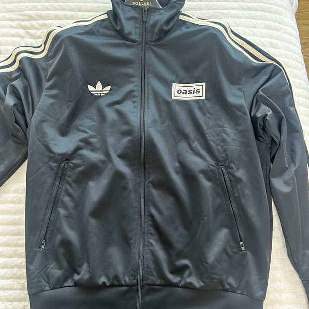 아디다스 오아시스 트랙탑 uk m