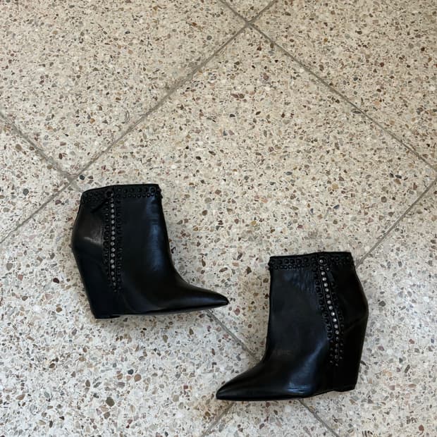 아쉬 레더 미들 부츠힐(37 size)