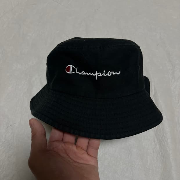 챔피온 버킷햇 