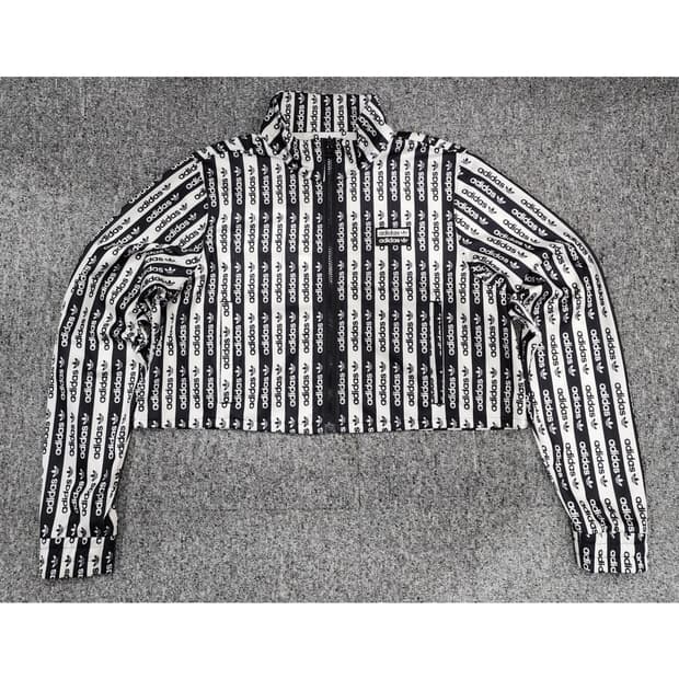 아디다스 스트라이프 로고 크롭 트랙탑 집업 자켓  S