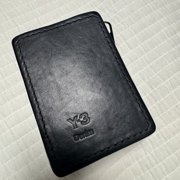 프랑스구매 Y-3 블랙 레더 하드 악세서리 케이스