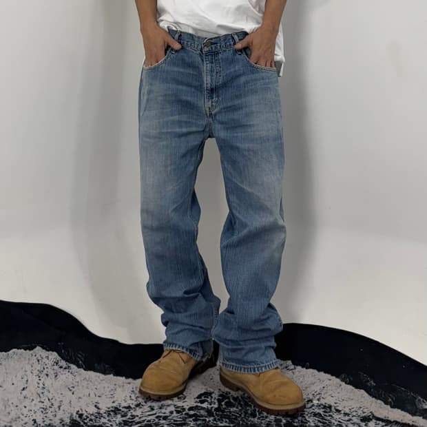 00’s Levi’s 569 Loose Straight
