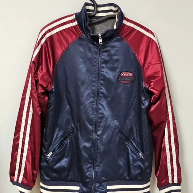 리바이스 리버시블 점퍼 바시티