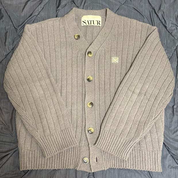 새터 가디건