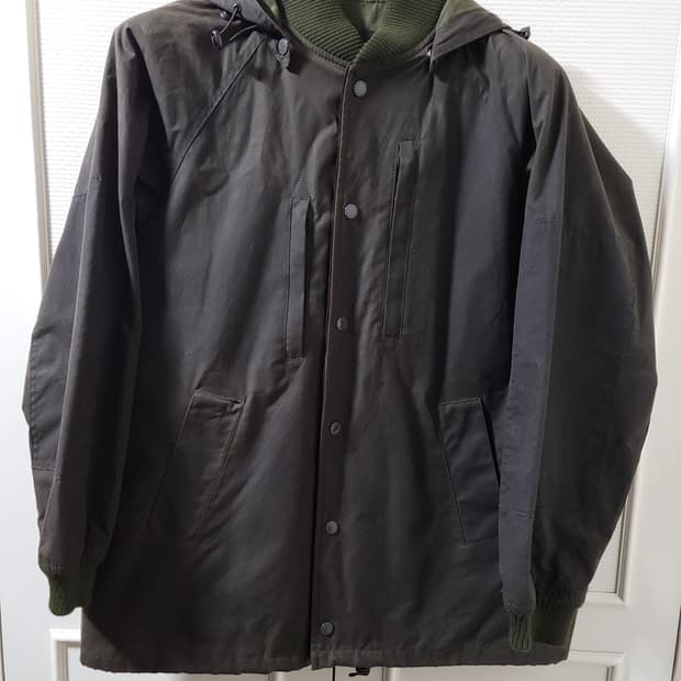 Barbour 바버 남성 왁스 후드 자켓 S 사이즈 (남성 95~100)