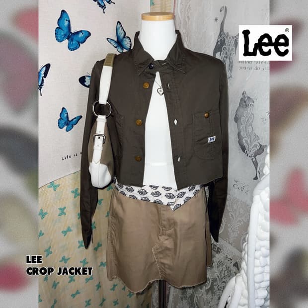 Lee 카키 크롭 셔츠