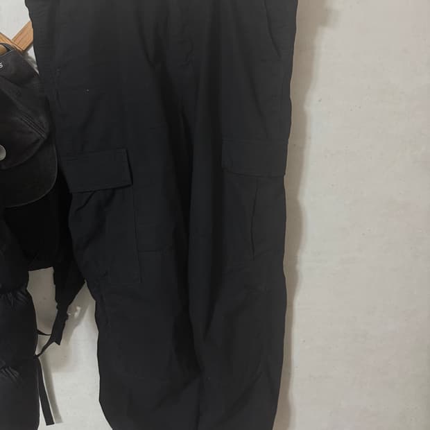 칼하트Wip 레귤러 카고 쇼츠 콜롬비아 블랙 린스드 34