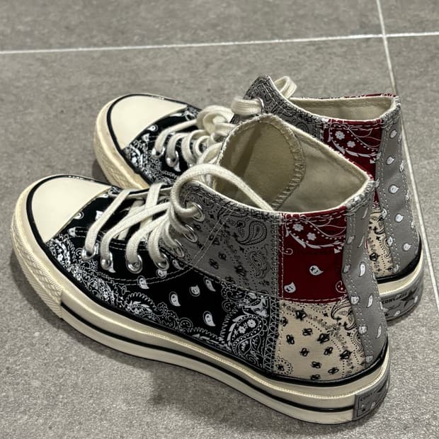 컨버스 척 70 페이즐리 블랙 220mm