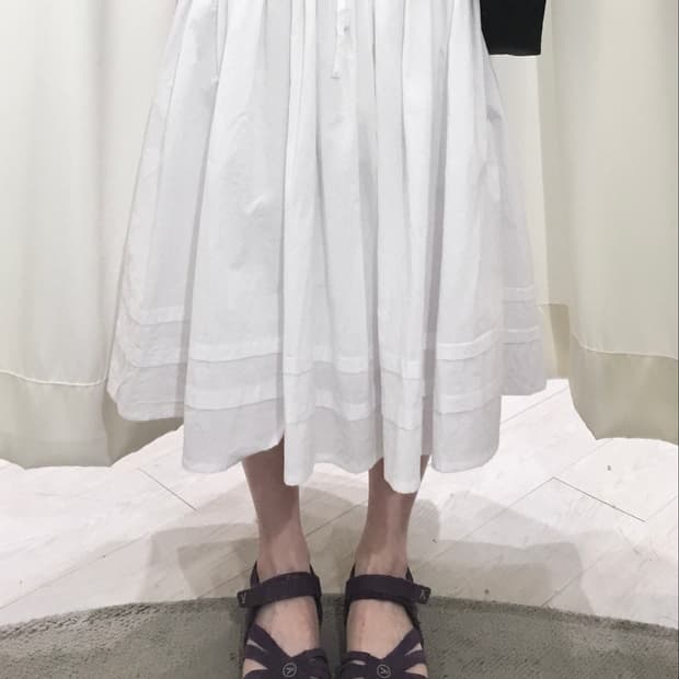 daily white midi skirt