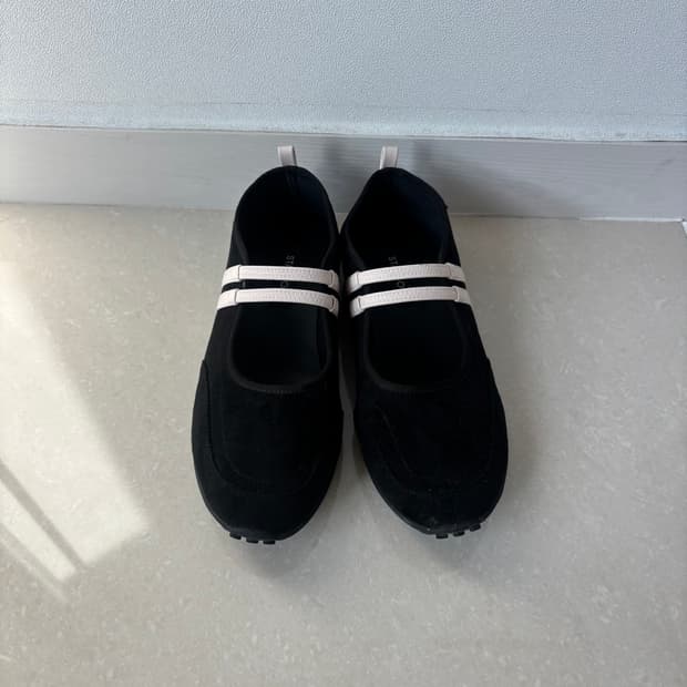 Stand Oil 스탠드 오일 스트랩 메리제인 플랫 슈즈 240