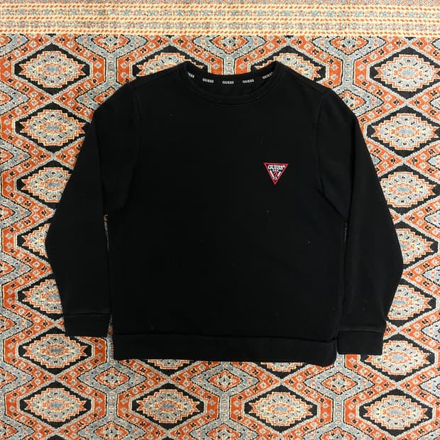 게스 자수로고 블랙 기모 맨투맨 티셔츠 여성S