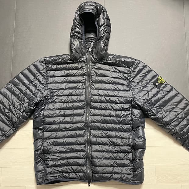 스톤아일랜드 경량패딩 XL