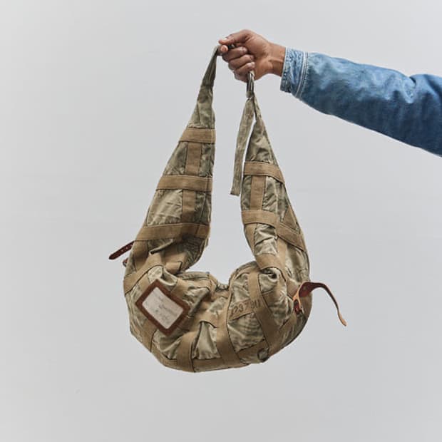 캐피탈 스너프킨 코튼 레더 프리스너 크래프트 백 카키