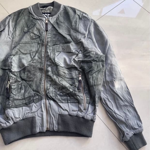 last one/DIESEL PRINT BOMBER JACKET