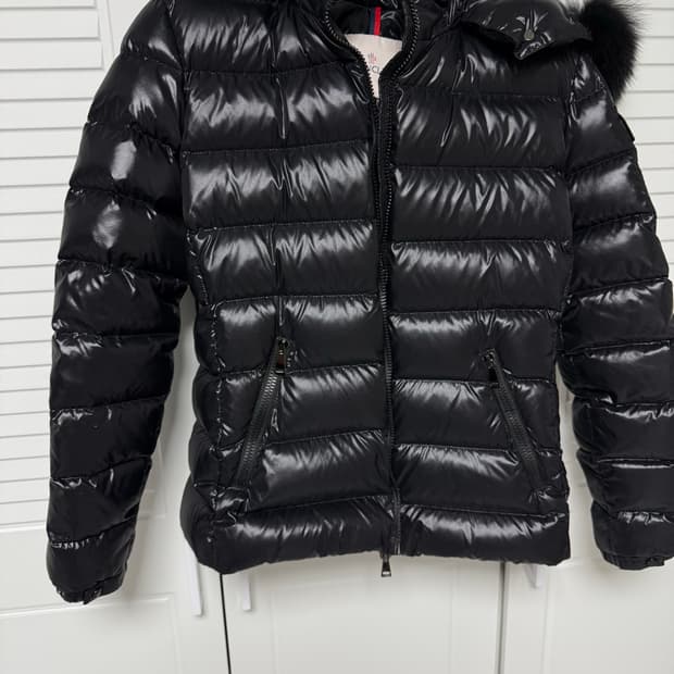 몽클레어 바디퍼(바디프 BADYF) 패딩