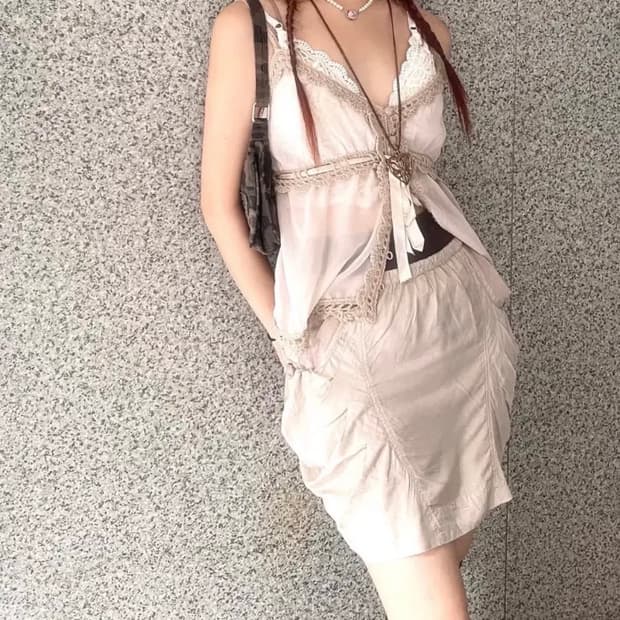 와이즈걸 y2k 러힙 빈티지 레이스 나시 탑