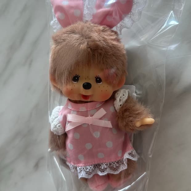 홍콩 핑크리본 메이드 몬치치 한정판