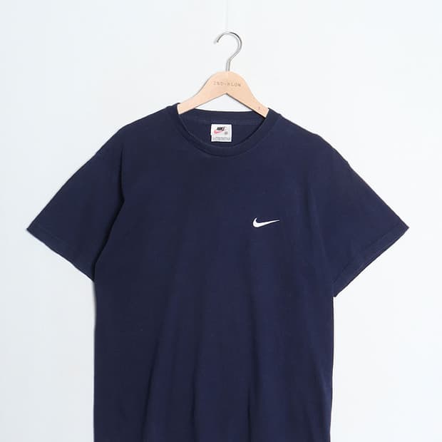 90's NIKE Swoosh T-Shirts