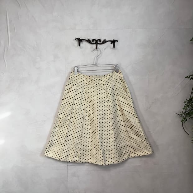 DKNY ivory dot pleats skirt
