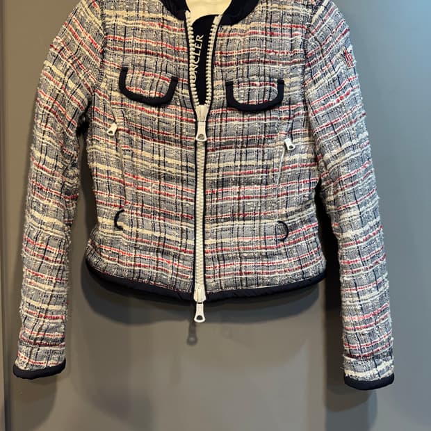 몽클레어 트위드 자켓