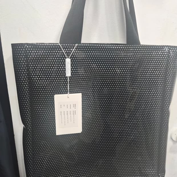 막스마라 블랙 도트 토트백
