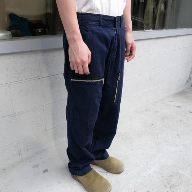 꼼데가르송 블랙 지퍼 디테일 팬츠