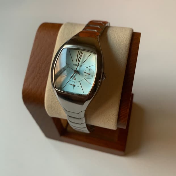 세이코 Seiko 쉘 실버 사파이어