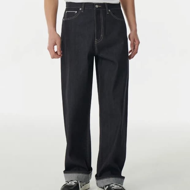 (26)무신사 셀비지 와이드 데님 팬츠 딥인디고