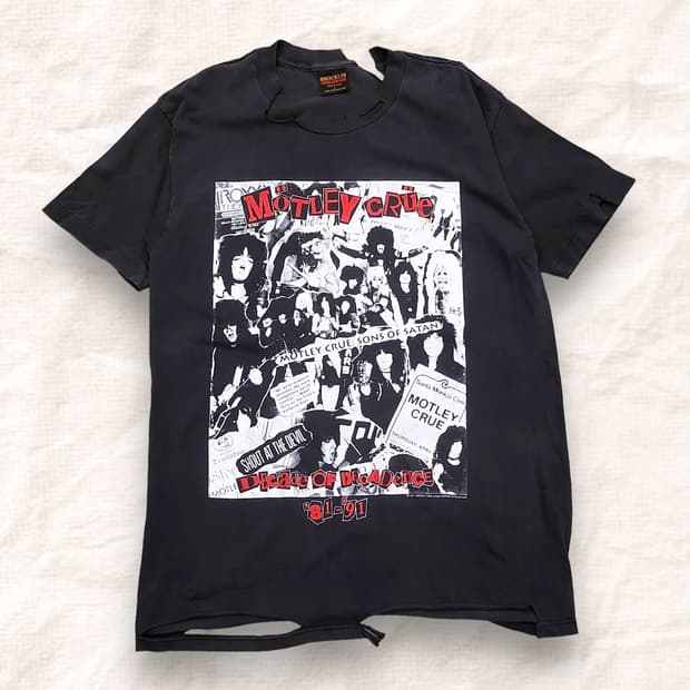 머틀리크루 91s Brockum 빈티지 디스트레드 반팔