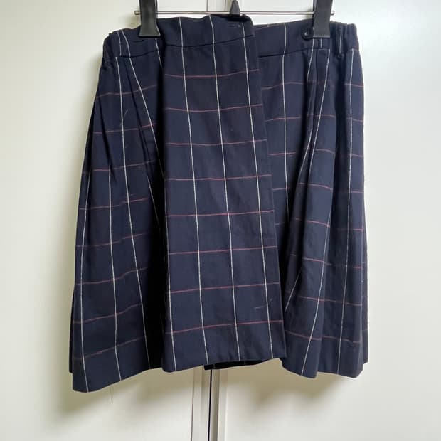 메종키츠네 네이비 체크 랩 스커트 36