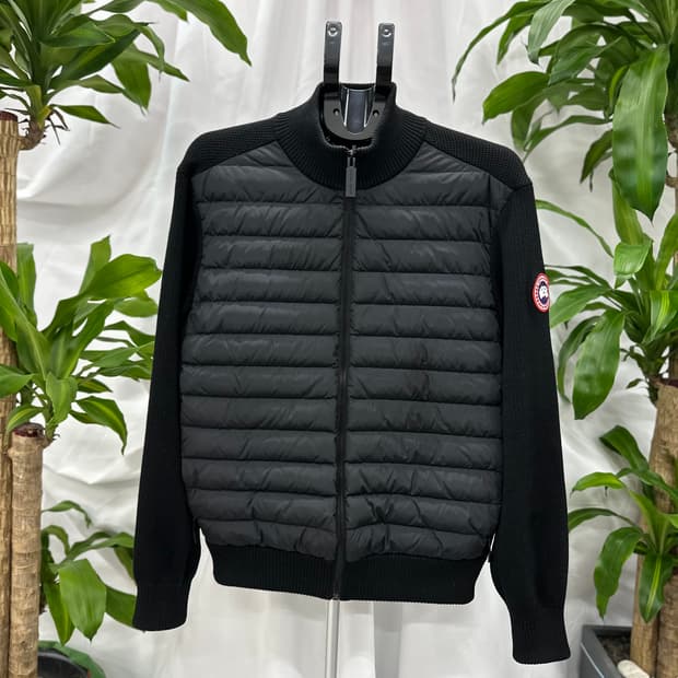 [정품] 캐나다구스 하이브릿지 니트패딩 블랙 사이즈 L 