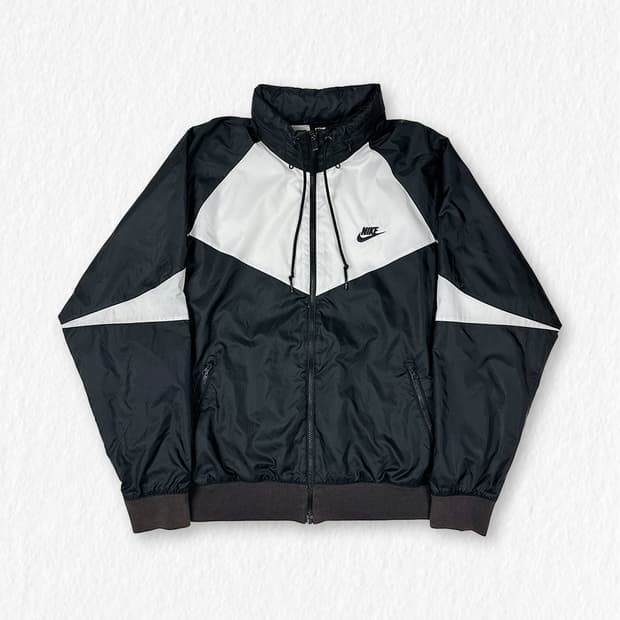 나이키 올드스쿨 범고래 바람막이