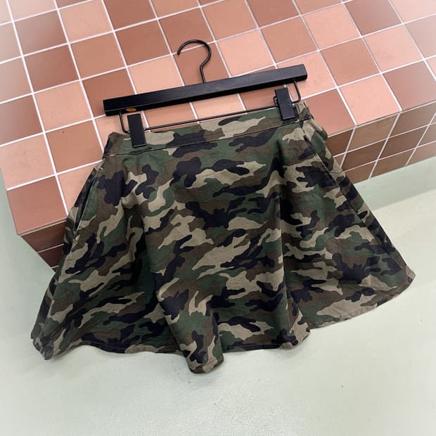 camo mini skirt
