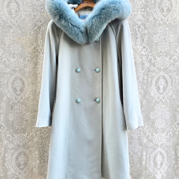 꾸레쥬 폭스퍼 앙고라 코트