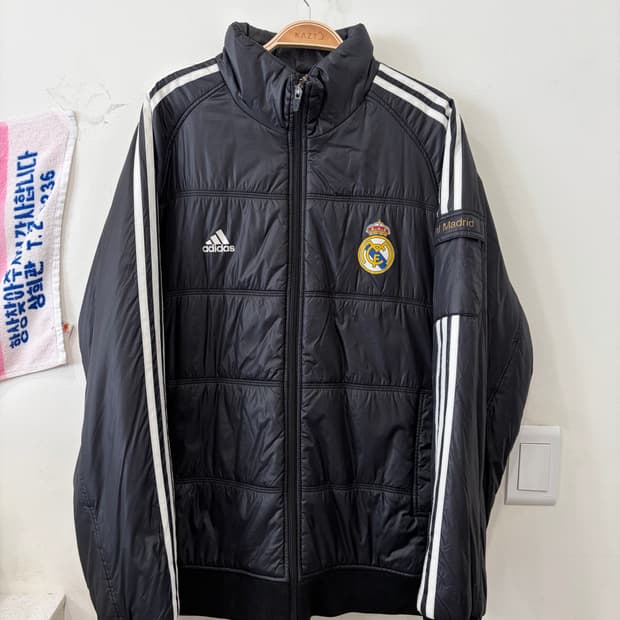 658. 아디다스 레알마드리드 패딩