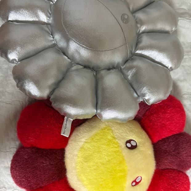 카이카이키키 플라워 쿠션 30cm