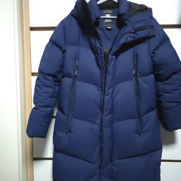 마지막한장 데상트롱패딩 A급 M(95)